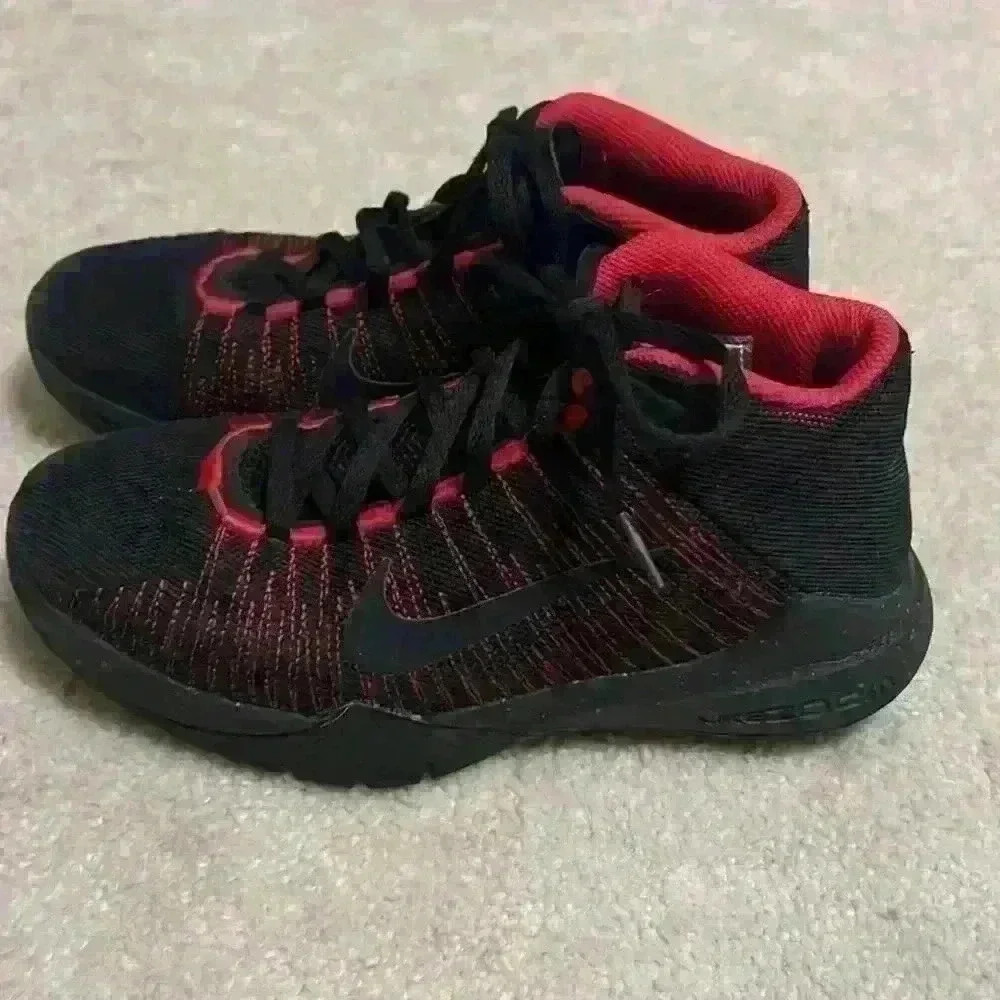 Nike Zoom Ascension GS Basketball Shoes  5y
